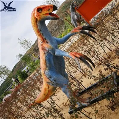 Animatronický therizinosaurus